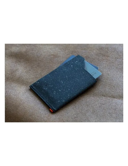 Recycled Leather Cardholder porte-cartes
