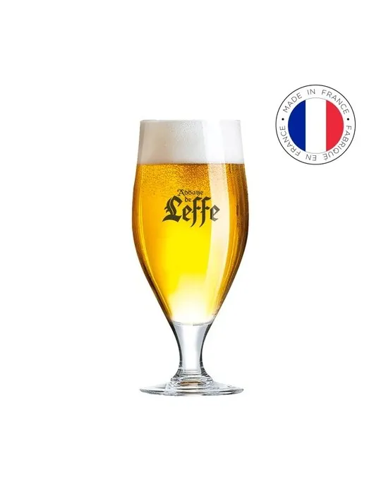 Verre à bière à pied