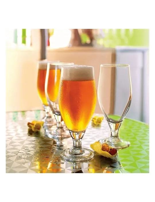 Verre à bière à pied cadeau entreprise pas cher