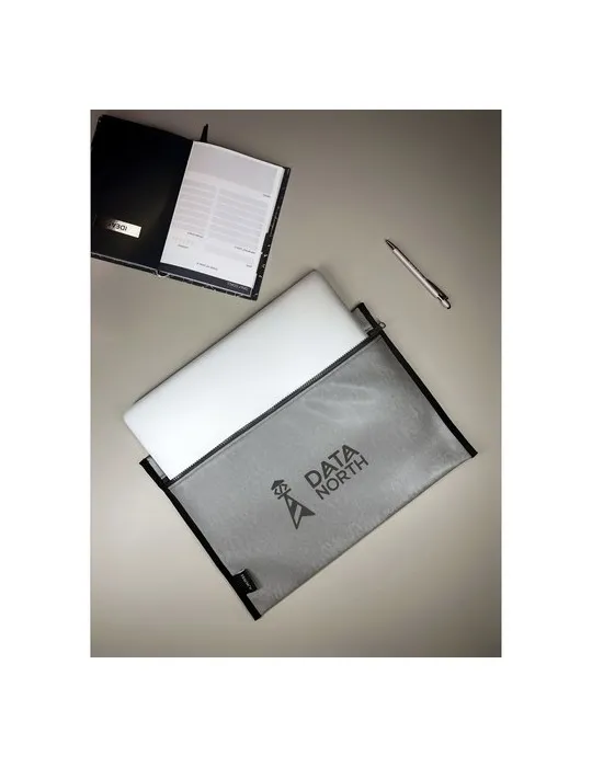 Fraenck Bobby Laptop Sleeve 15,6p housse ordinateur accessoire événementiel unique