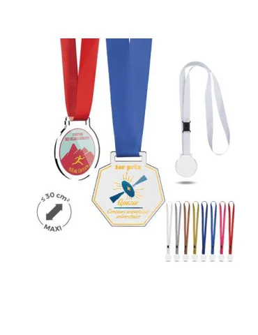 MEDAILLE PLASTIQUE (PMMA) EP 3 mm ET MAXI 30 cm2 AVEC CORDON SATIN