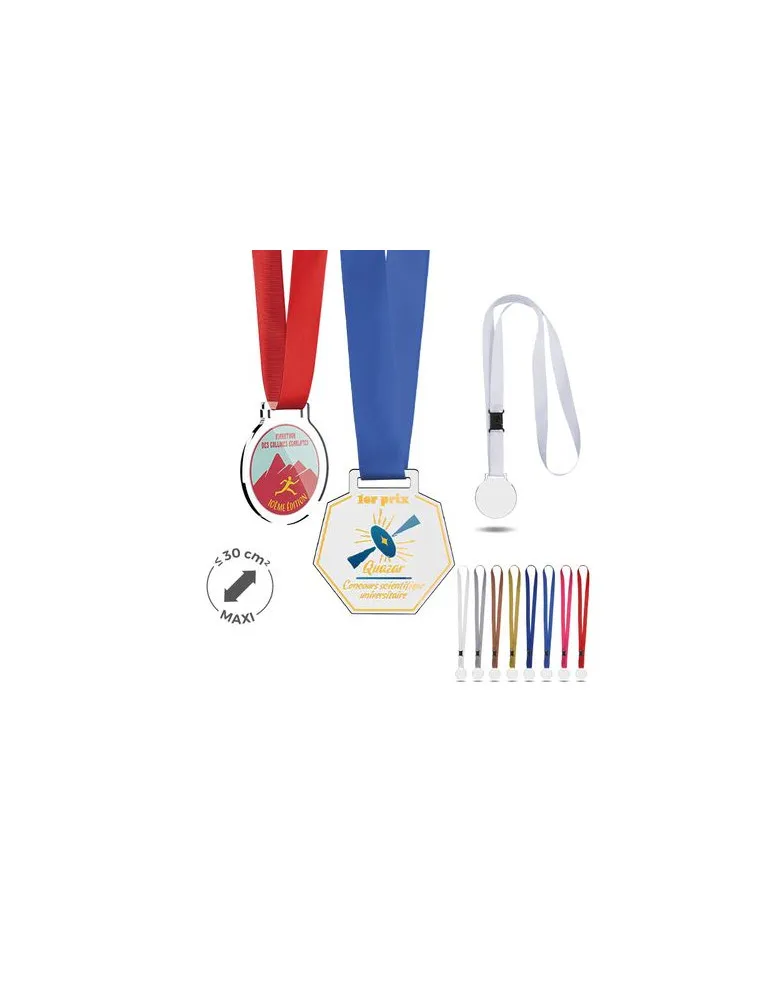 MEDAILLE PLASTIQUE (PMMA) EP 3 mm ET MAXI 30 cm2 AVEC CORDON SATIN