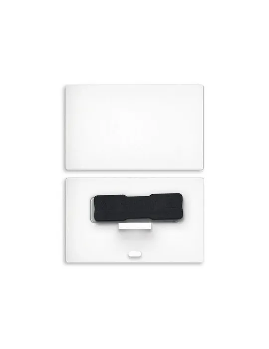 BADGE PLASTIQUE (PS) RECTANGLE 70x43mm AVEC AIMANT