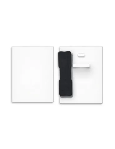 BADGE PLASTIQUE (PS) CARTE 43x58 mm AVEC AIMANT 2