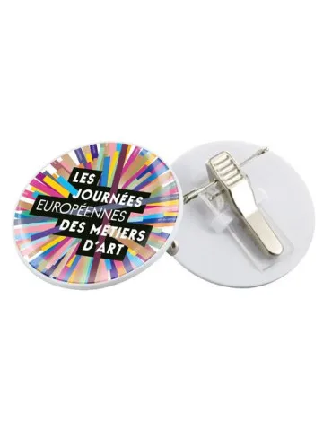 BADGE PLASTIQUE (PS) AVEC PINCE-EPINGLE POUR QUADRIDOME 2