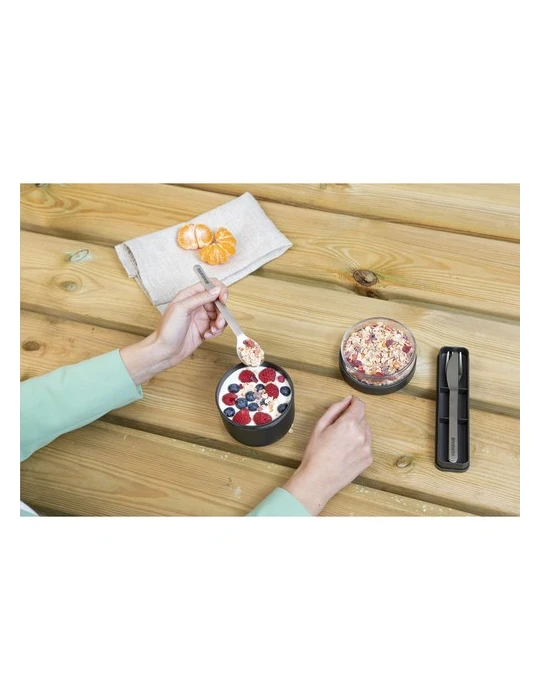 Brabantia Make & Take Pot à yaourt Matières : silicone Couleurs : gris foncé Contenance : 500 ml marquage couleur éclatante