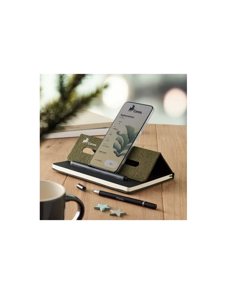 RINBOOK Cahier A5 support de téléphone Matières : papier recyclé Couleurs : vert foncé objet promotionnel éco-responsable