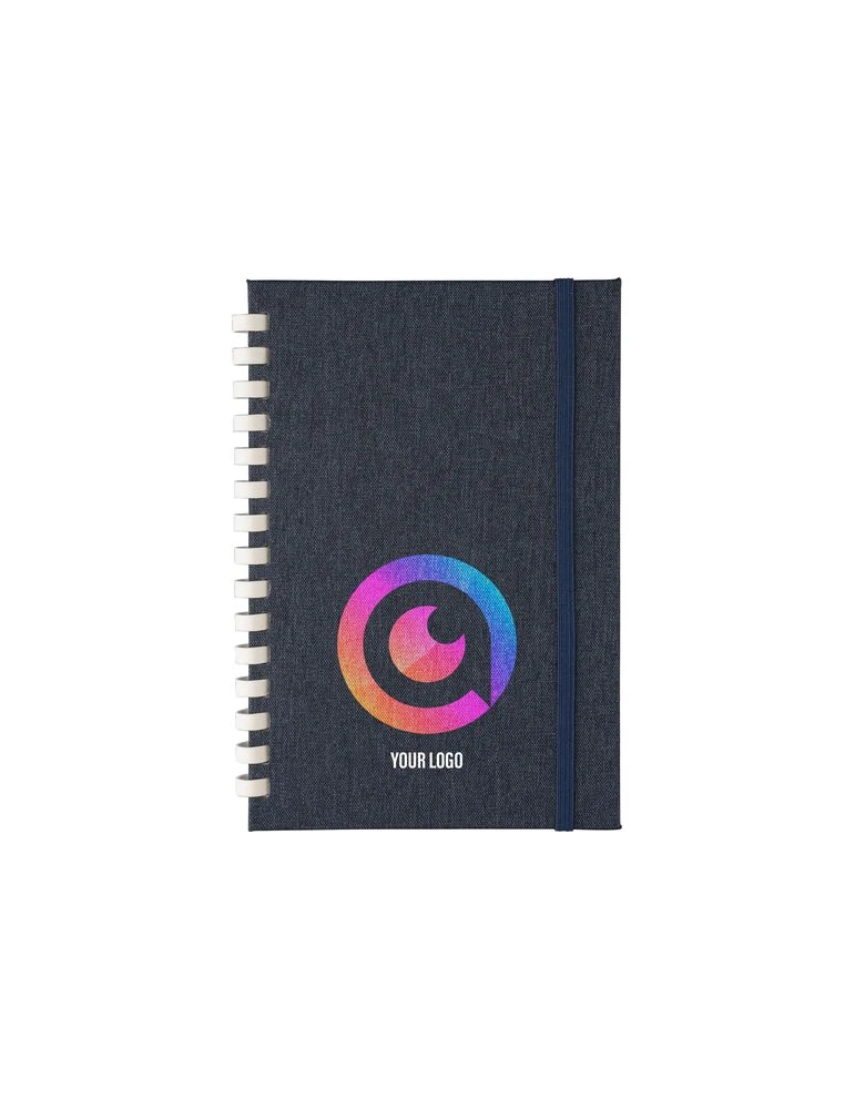 Carnet A6 en rPET Ilias Matières : papier recyclé Couleurs : bleu goodies publicitaire événementiel