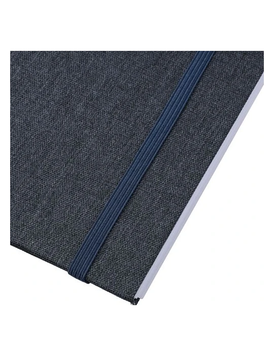 Carnet A6 en rPET Ilias Matières : papier recyclé Couleurs : bleu marquage couleur éclatante