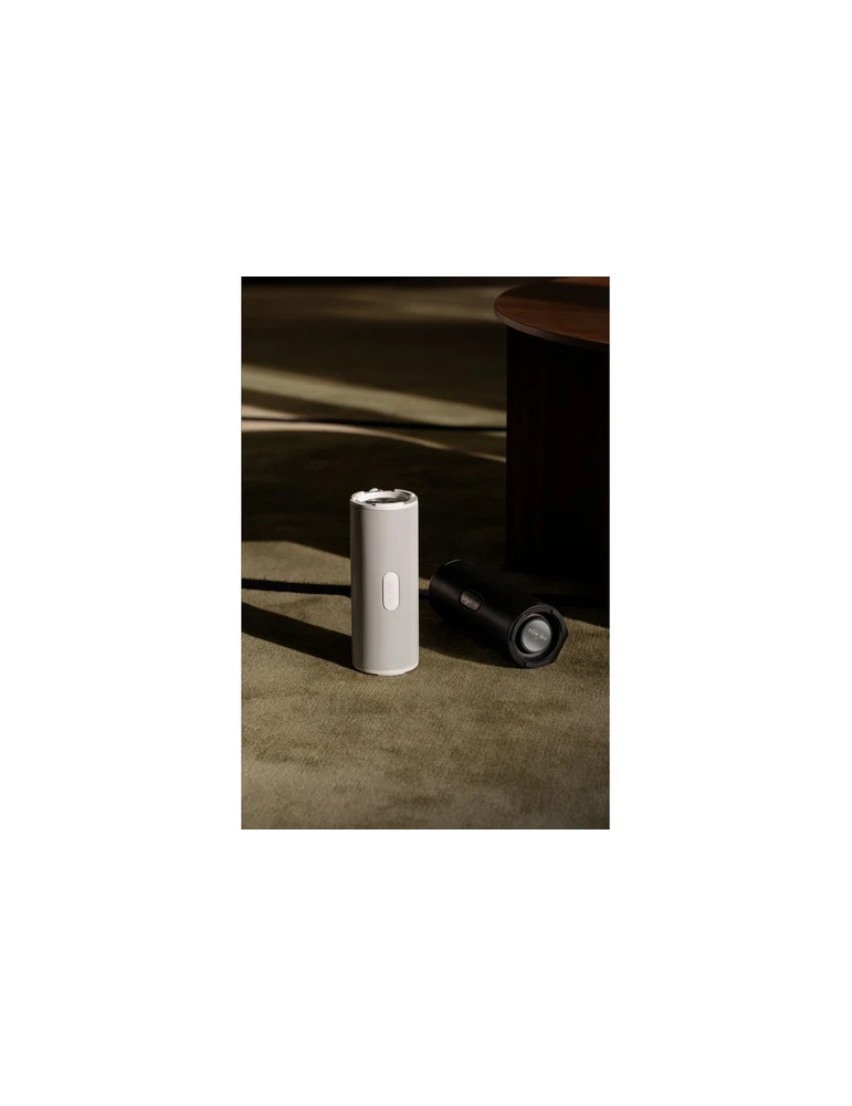 Sudio Bluetooth Speaker F4 Matières : silicone Couleurs : noir goodies publicitaire durable