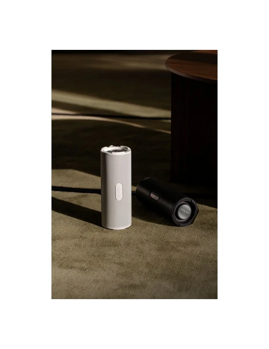 Sudio Bluetooth Speaker F4 Matières : silicone Couleurs : noir goodies publicitaire durable