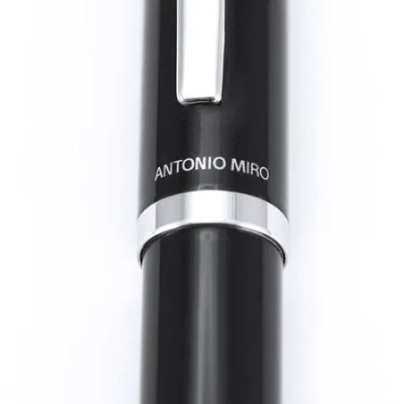 Stylo Bille Personnalisé Écologique - Dayo Matières : aluminium Couleurs : orange goodies publicitaire événementiel