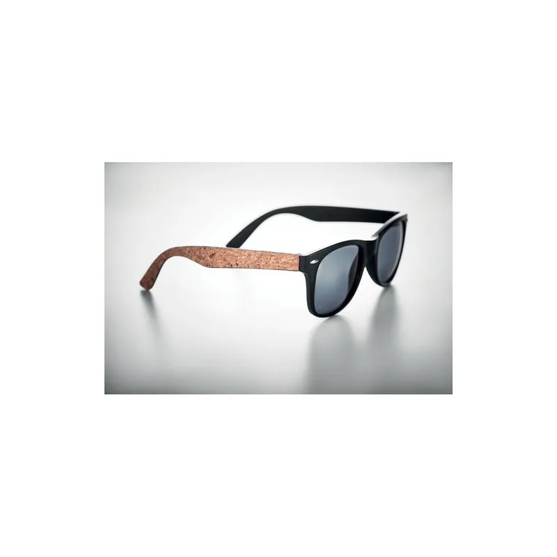 Lunettes de soleil Écologiques en liège Personnalisées PALOMA Matières : EVA Couleurs : noir goodies publicitaire événementiel