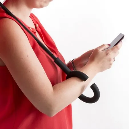 Parapluie Réversible Pratique et Mode Hamfrey Matières : papier Couleurs : noir accessoire événementiel unique