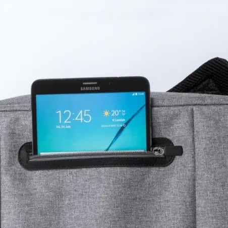 Sac à Dos Personnalisé Économique - Nevium Matières : aluminium Couleurs : vert personnalisation rapide en France