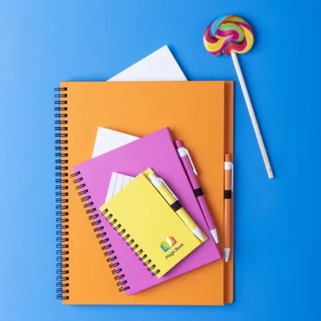 Cahier Pratique Écologique Personnalisé pas cher - Tecnar Matières : non tissé Couleurs : vert citron goodies publicitaire durab