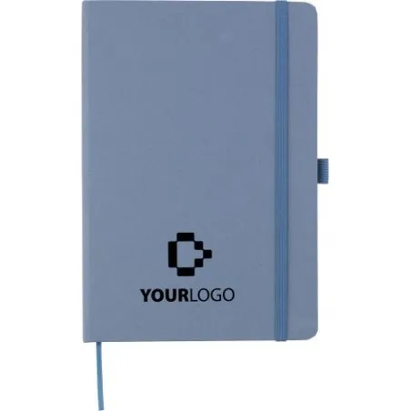 Carnet A5 écologique en biodéchets recyclés et carton - Gertrud Matières : polyester Couleurs : vert foncé accessoire événementi