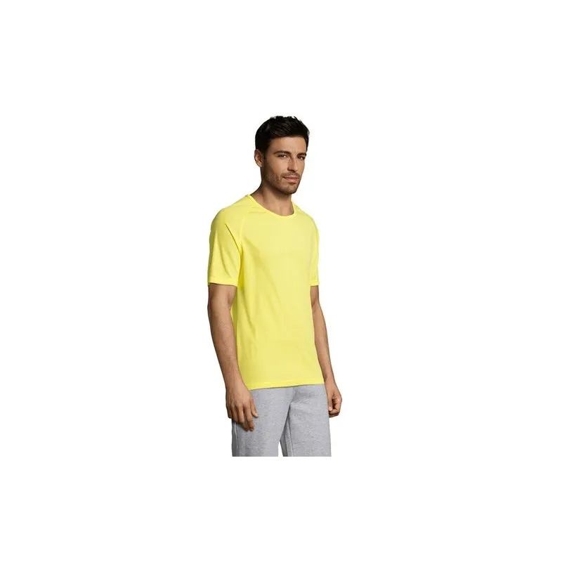 T-shirt personnalisé confortable et performant pour hommes Sporty Matières : coton Taille textile : M Couleurs : abricot impress