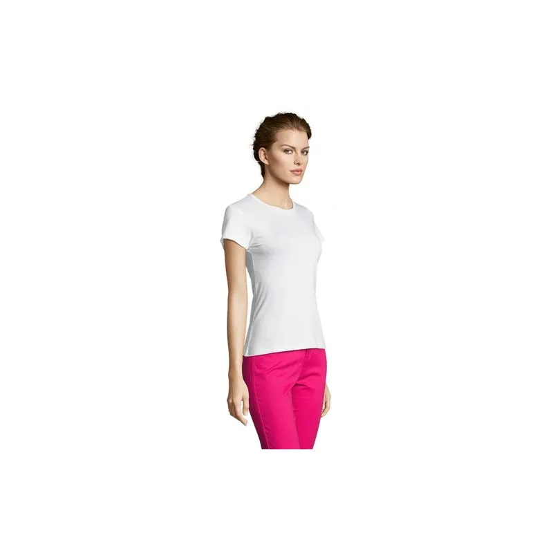 Tee-shirt Femme Confortable Personnalisable 150 MISS Matières : coton Taille textile : XS Couleurs : blanc goodies personnalisé 