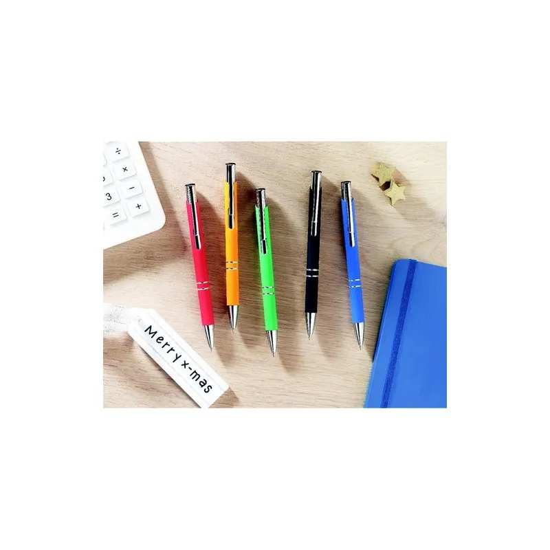 Stylo bille poussoir personnalisé finition AOSTA Matières : MDF Couleurs : bois impression logo haute qualité